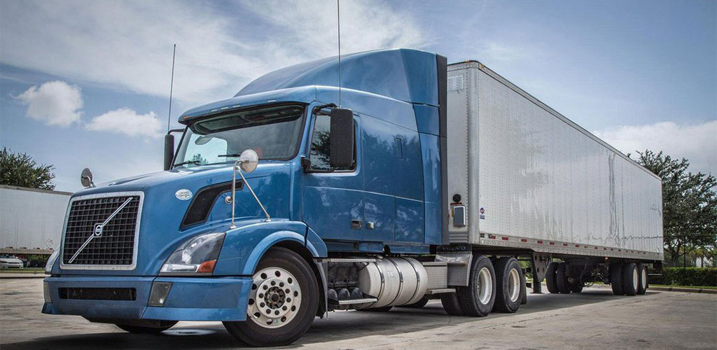 Why Should You Lease Trucks for Your Business?
